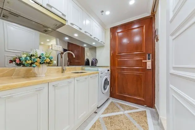 Business Çatı Katı (Loft)