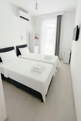 Standart Oda - Giriş Katı, Sokak Manzaralı, Balkonsuz