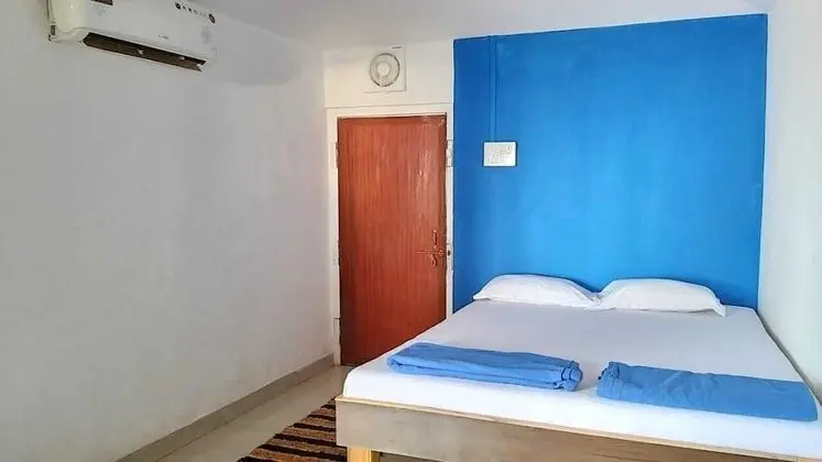 Basic Kır Evi