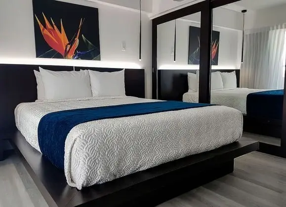 Queen Room with Balcony