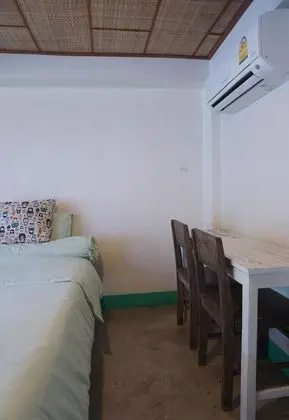Üç Kişilik Oda