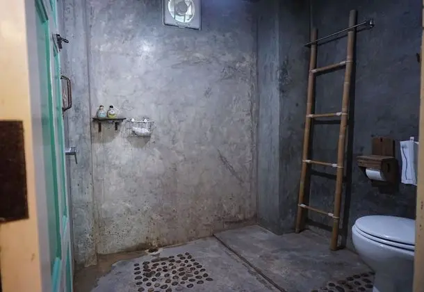 Üç Kişilik Oda