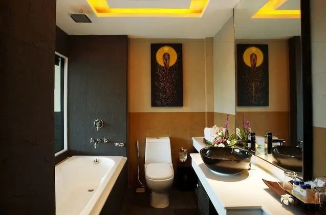 Deluxe Oda (Free minibar daily)