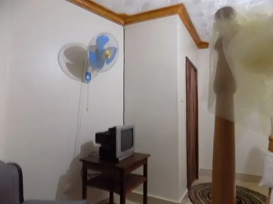 Tek Kişilik Oda, Sigara İçilmez, Dağ Manzaralı