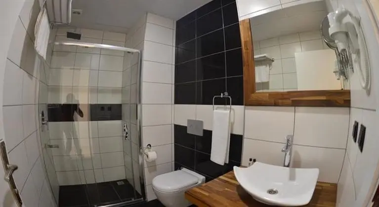 Standart Oda, Sokak Manzaralı, Klimalı