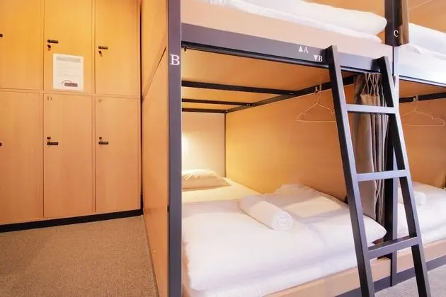 Ortak Ranzalı Oda, Karma Ranzalı Oda (6 Bunk Beds)