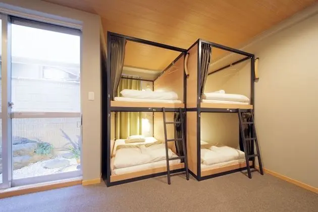 Ortak Ranzalı Oda, Karma Ranzalı Oda (Bunk Bed)
