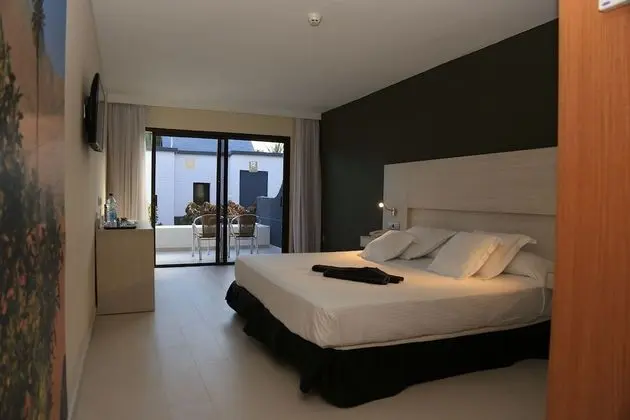 Tek Büyük Yataklı Oda (Romantic Dream)