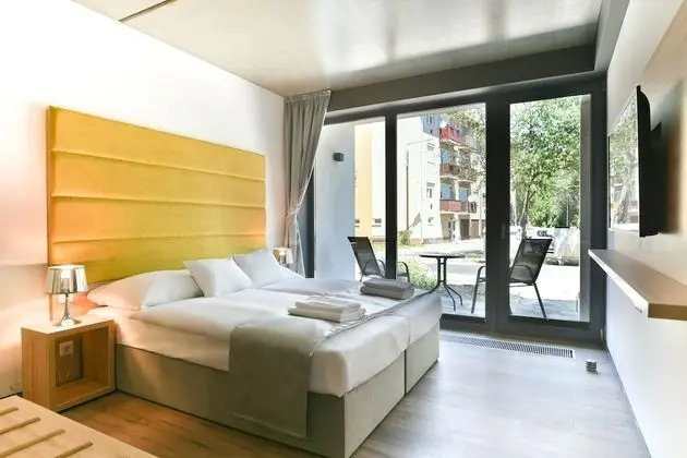 Comfort Tek Büyük Yataklı Oda