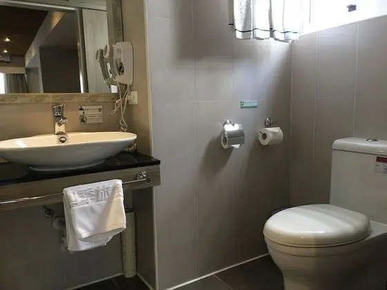 Business Dört Kişilik Oda (D)