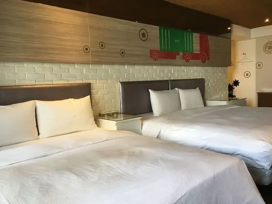 Business Dört Kişilik Oda (D)