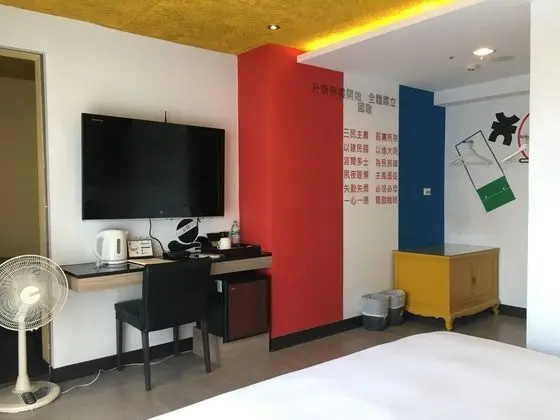 Business Tek Büyük Yataklı Oda (C)