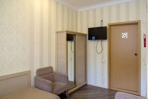 Standard Tek Büyük Yataklı Oda