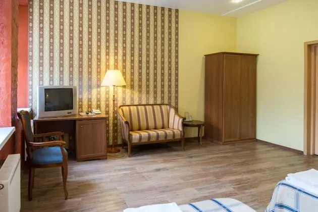 Comfort Tek Büyük veya İki Ayrı Yataklı Oda