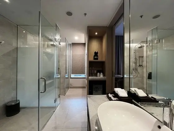 Grand Deluxe