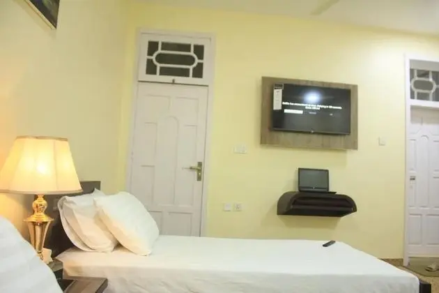 Deluxe Tek Büyük veya İki Ayrı Yataklı Oda