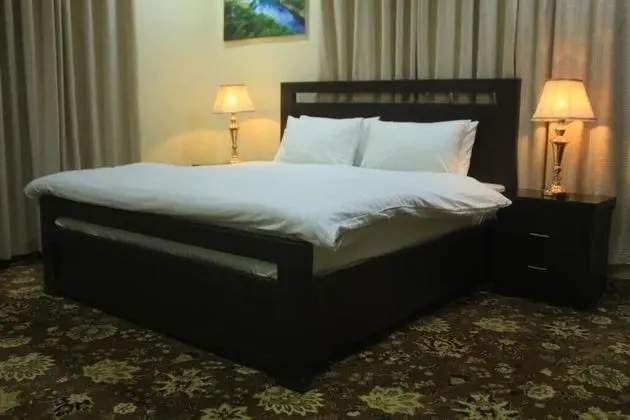 Deluxe Tek Büyük veya İki Ayrı Yataklı Oda