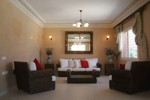Family Villa, Havuz Manzaralı