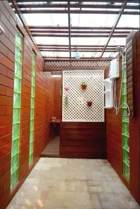 Deluxe Double Room with Shared Bathroom