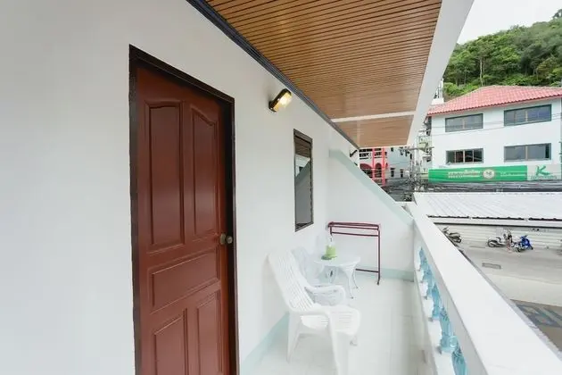 Deluxe Twin Room with Balcony