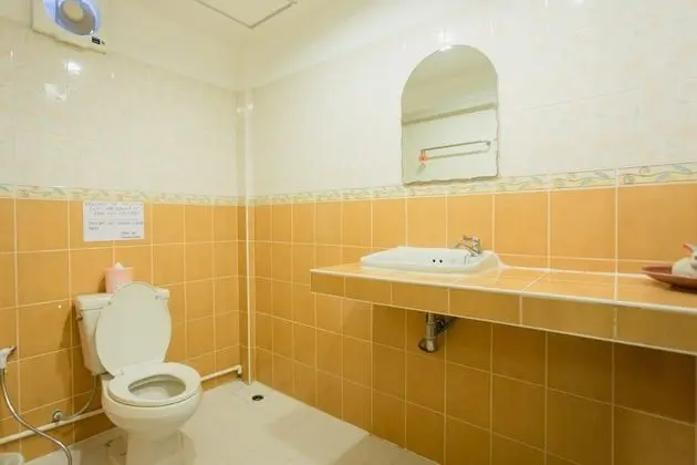 Deluxe Twin Room with Balcony
