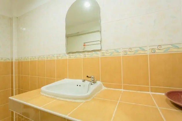Deluxe Twin Room with Balcony