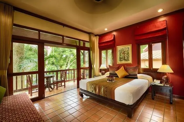 Gold Forest Room Forest View