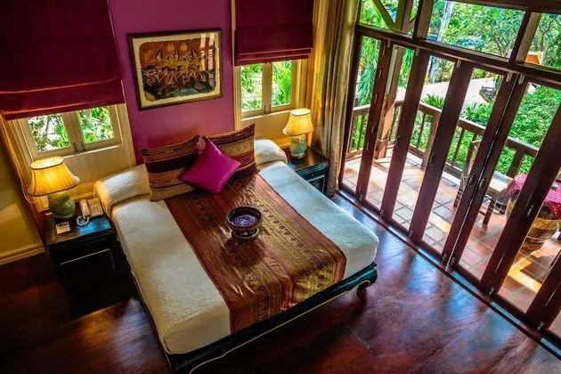 Gold Forest Room near Pool View