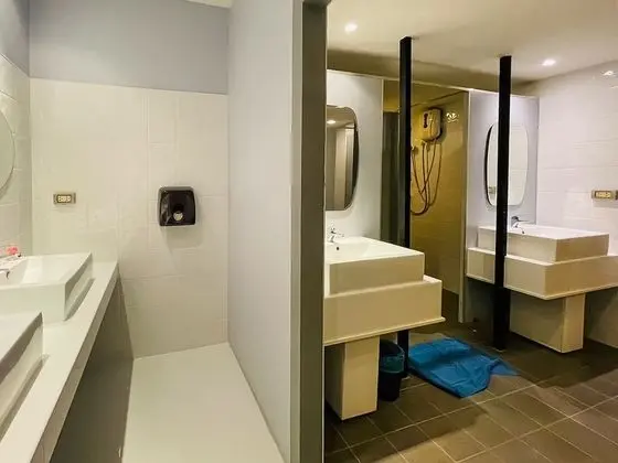 Ortak Ranzalı Oda, Karma Ranzalı Oda (Bed in 4-Bed Mixed Dormitory Room)