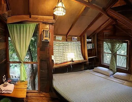 Cottage Treehouse Double