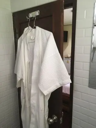 Premier Tek Büyük Yataklı Oda, 1 En Büyük (King) Boy Yatak, Sigara İçilmez, Bahçe Manzaralı