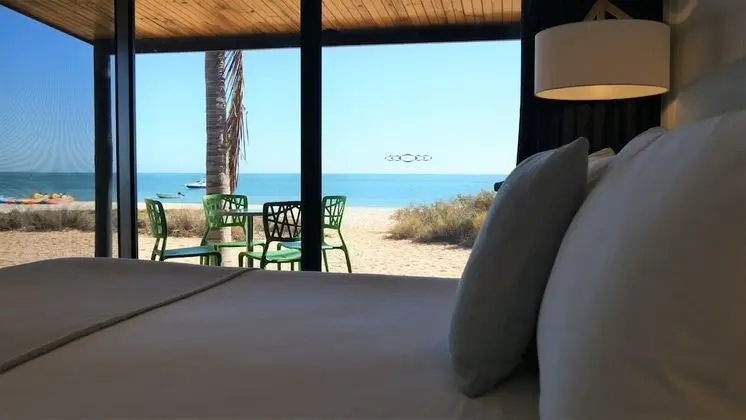Deluxe Oda, Plaj Kenarı