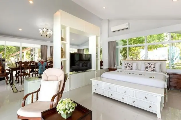 Beach Front Suite
