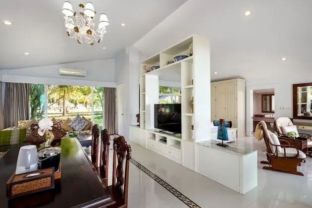 Beach Front Suite