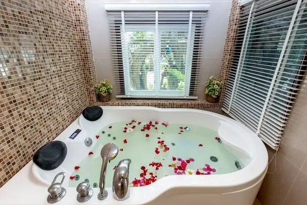 Beach Front Suite
