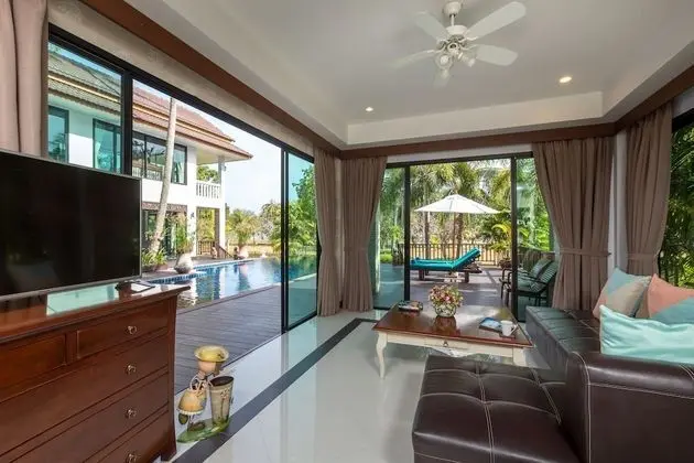 Poolside Villa