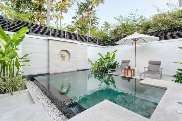Grand Deluxe Pool Villa with Partial Seaview