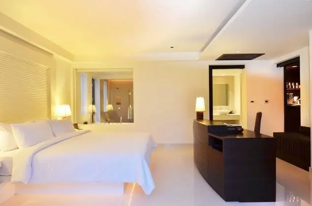 Spa Pool Suite