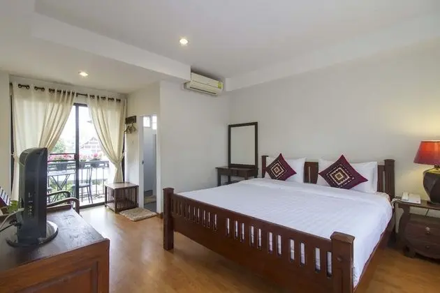 Standard Tek Büyük Yataklı Oda