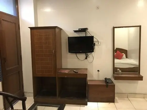 Üç Kişilik Oda