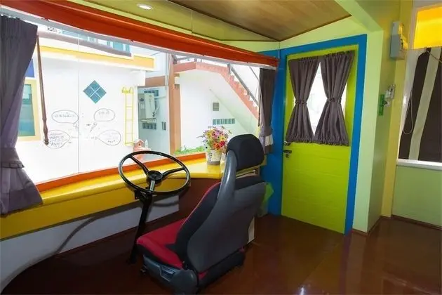 Small Bus