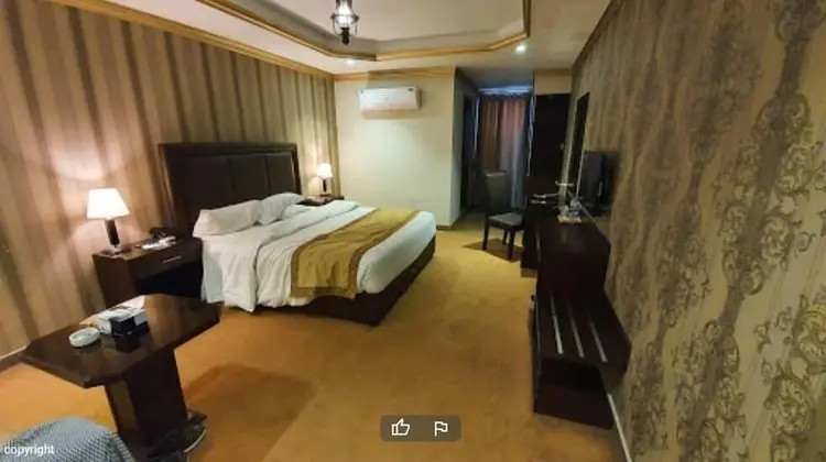 Executive Tek Büyük Yataklı Oda