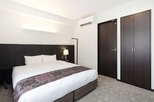 Deluxe Tek Büyük Yataklı Oda, Sigara İçilmez (with separated bath and toilet)