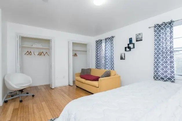 Deluxe Oda, 1 En Büyük (King) Boy Yatak ve Çekyat, Sigara İçilmez, Ortak Banyo