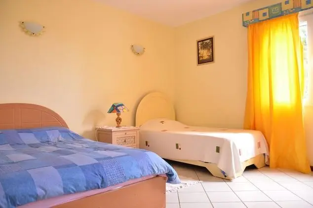 Deluxe Villa (Danielle)