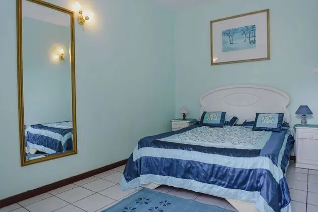 Deluxe Villa (Danielle)