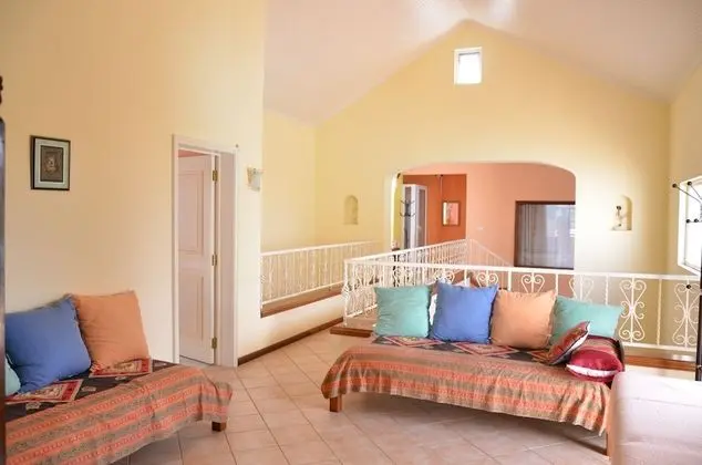Deluxe Villa (Danielle)