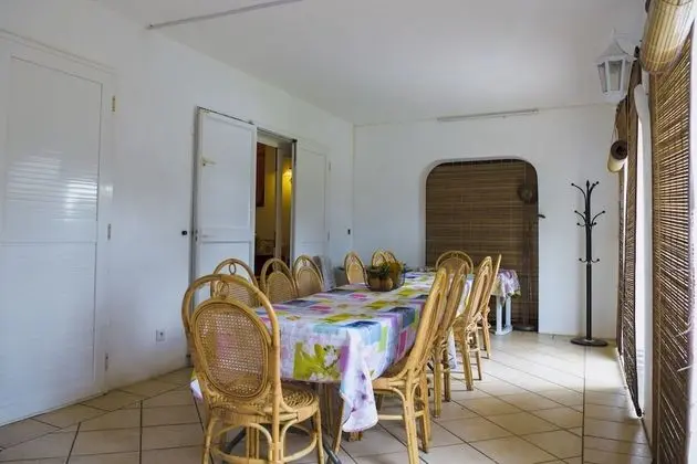 Deluxe Villa (Danielle)