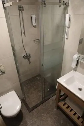 Çift Kişilik, Şehir Manzaralı, 1. Kat