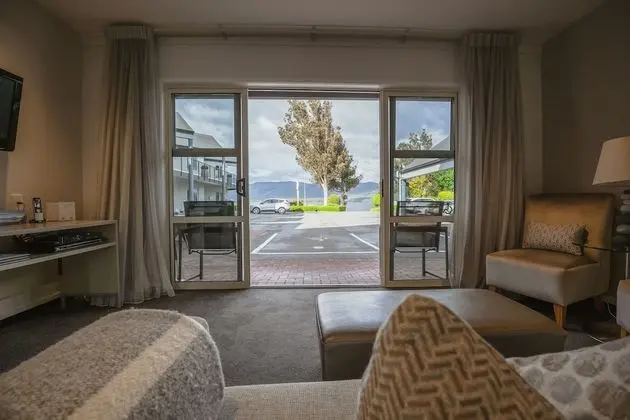 One Bedroom Access Suite - Ground Floor